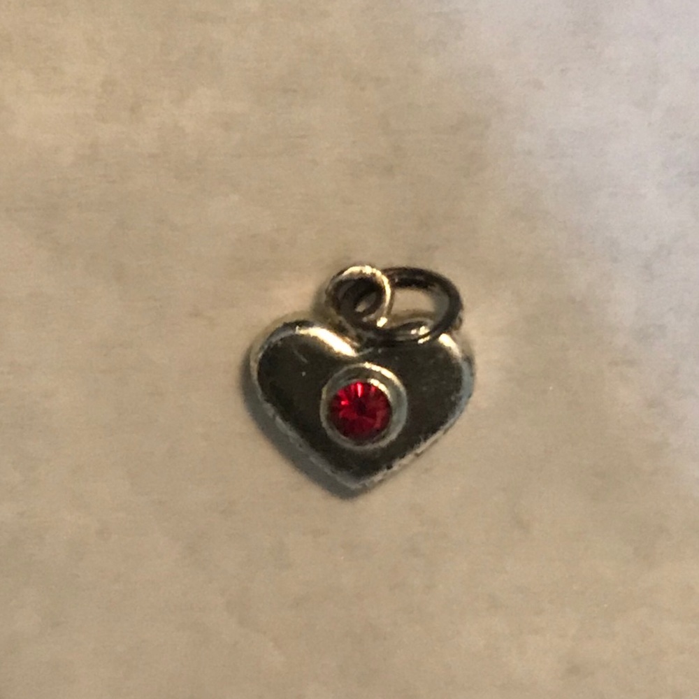 Silver heart pendant